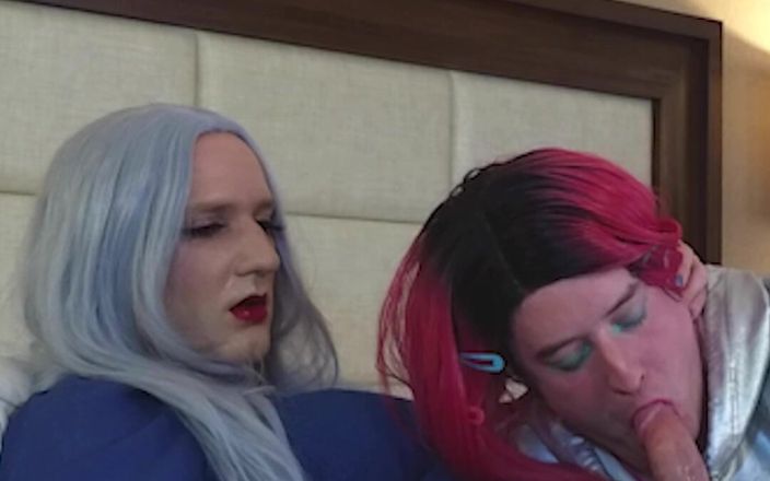 Sissy Bailey Wilde: Splendida dea effeminata riceve pompino da trans kelsey masters - compilation 2