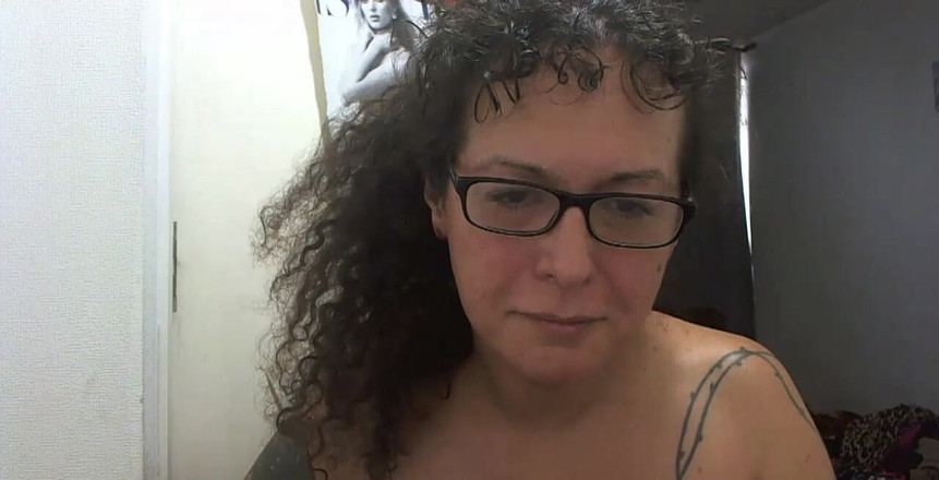 Nikki Montero: Caliente durante el show de webcam