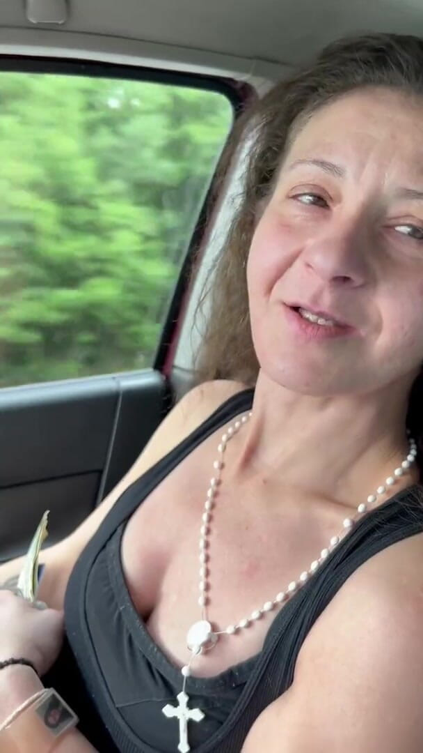 J13D75: Back From Prison with a Quick BJ Car Road Head