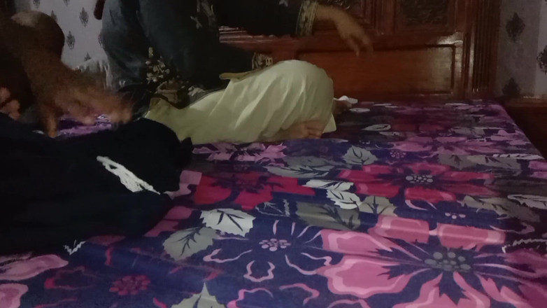 House 3: Fuck the Bhabhi with Hot Dick