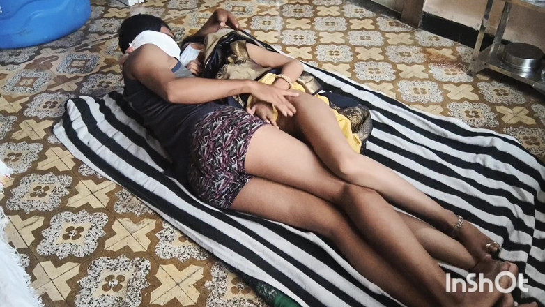Desishycouple: Шивани занимается сексом с ней Девар на кухне. Часть 1.