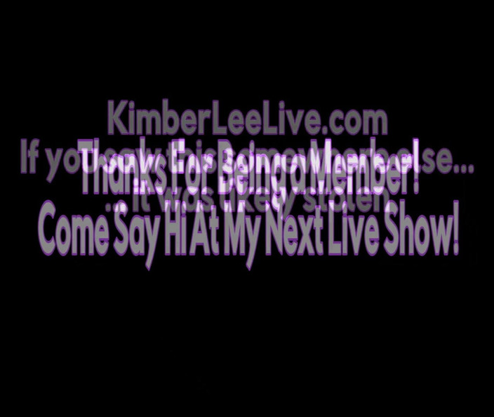 Kimber Lee: Kimber Leeawning a la luz del sol!