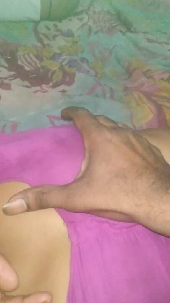 Sexyboy1: Восхитительный массаж сисек подруги дези