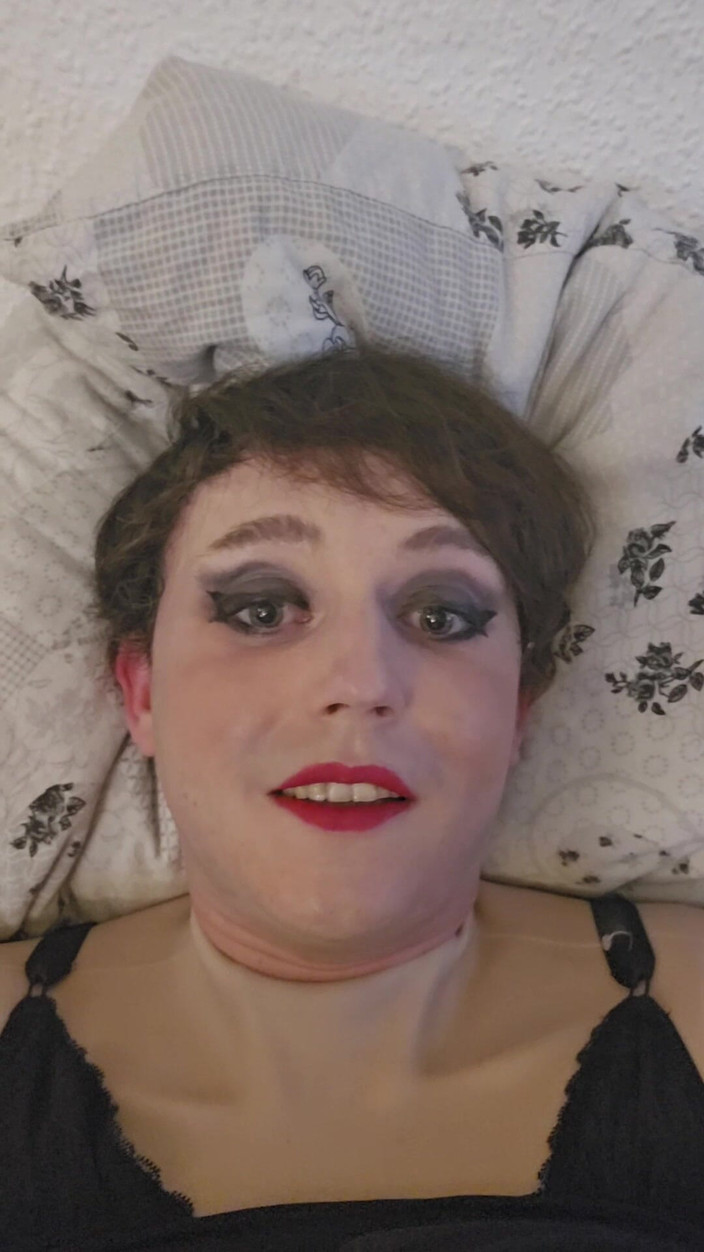 Sissy Millie Lucy: Sissy Millie Pleasures Herself Part 2