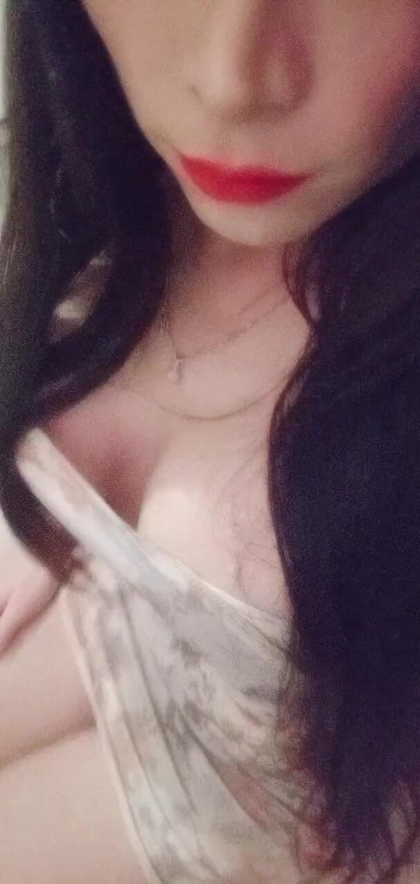 Keyra Valentina vega: Bella Top2023