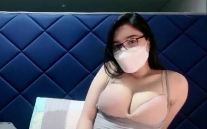 Chinita Wife: Perfect Tits From a Hot Asian Girl