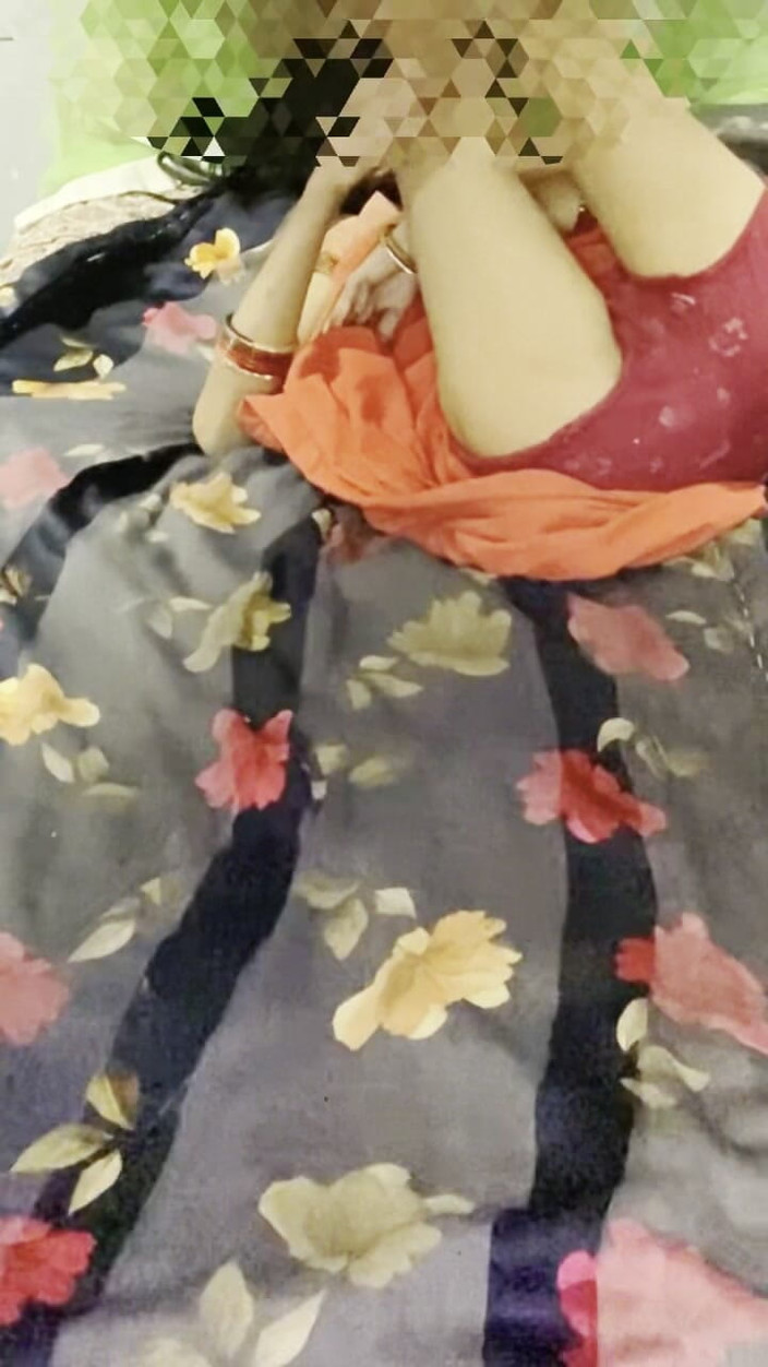 Madhya Sangeeta: Bharat Bhabhi Sex with House Servant
