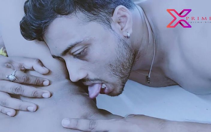 Creative Pervert: Indisk het styvsyster är ensam i hemmet - hardcore indisk sex