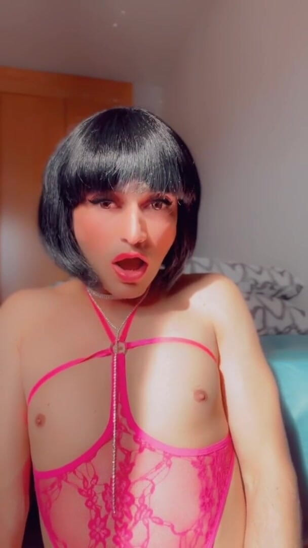 Sissy Slut Brianna: Ты хочешь трахать меня как это, как мой 21 см дилдо?