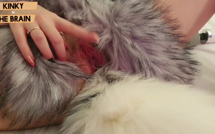 Kinky N the Brain: Wet Fur Fetish - Colored Version