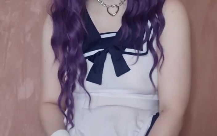 kyu_misa: Gatinha gosta de brincar com seu consolo pérola