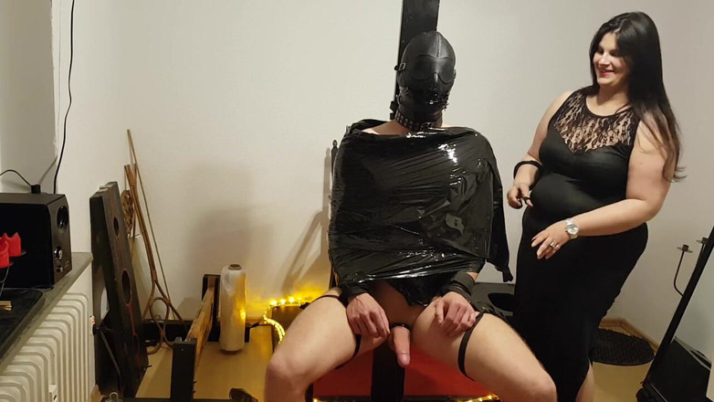 DOMINATRIX6: The Foil Bondage Slave Part 1