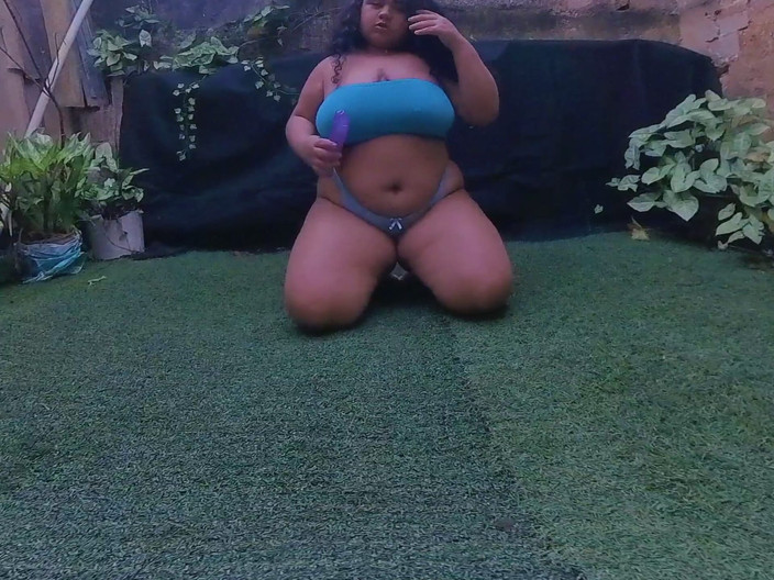 Pamela Panda VR: Jugando al aire libre