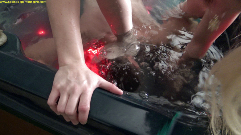 Femdom Austria: Sadistic glamour monster no mercy under water head trampling!