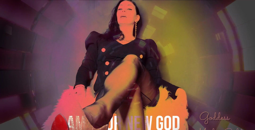 Goddess Misha Goldy: ¿Qué ha hecho tu Dios por ti? Los dos sabemos...