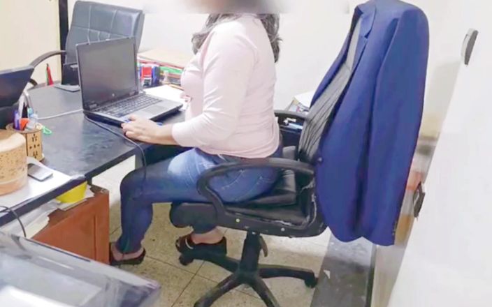 BBW LATINA: I Finally Got My Coworker to Fuck Me in My...