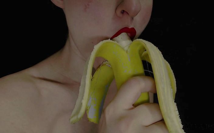 Marvelous V: Горячие сексуальные красные губы лижут и сосут LollyPop и другую пищу