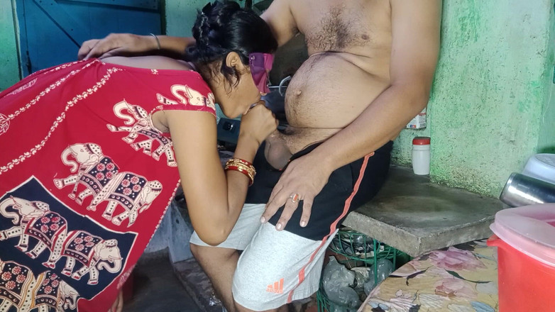 Bengali-coupel: Indian Bengali Stepsis Fucked at Kitchen at Cooking Time