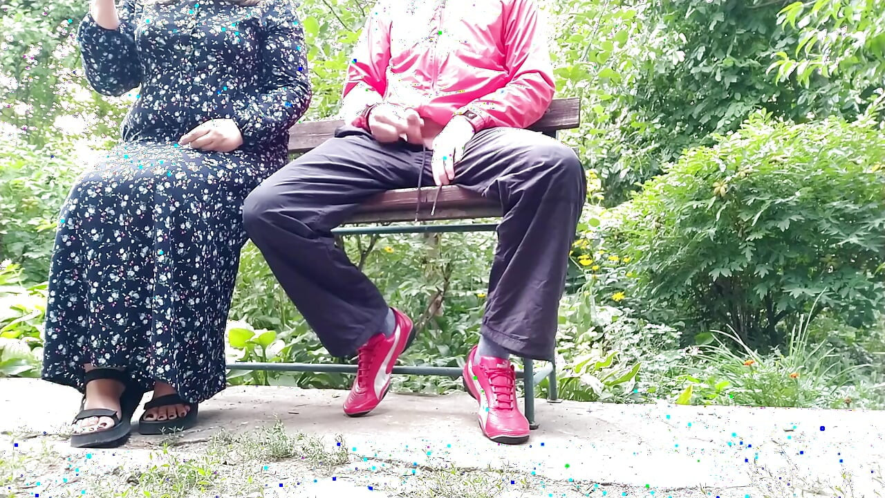 Meine schwiegermutter liebt es, mein sperma zu trinken
