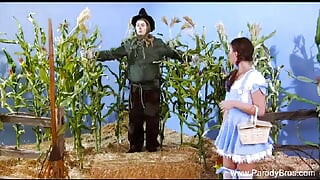 Dorothy get her pussy slammed by scarecrow