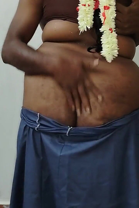 Indian Tamil Hot House Wife Fucking in Husband Friend Cheating in Home