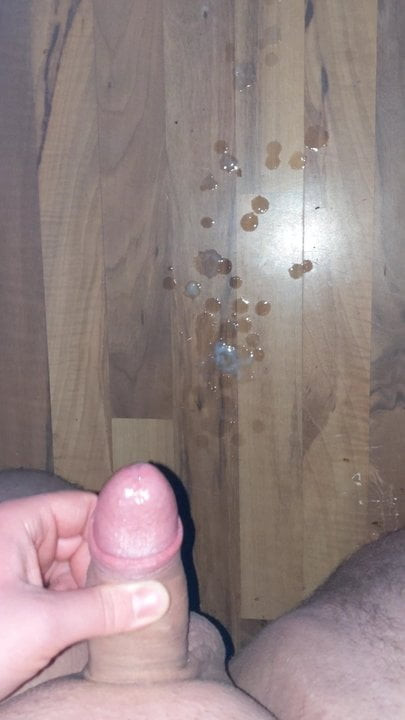 Ich wichse meinen Schwanz