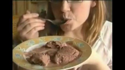 Echt essen, Sperma im Essen, Blondine im Amateur