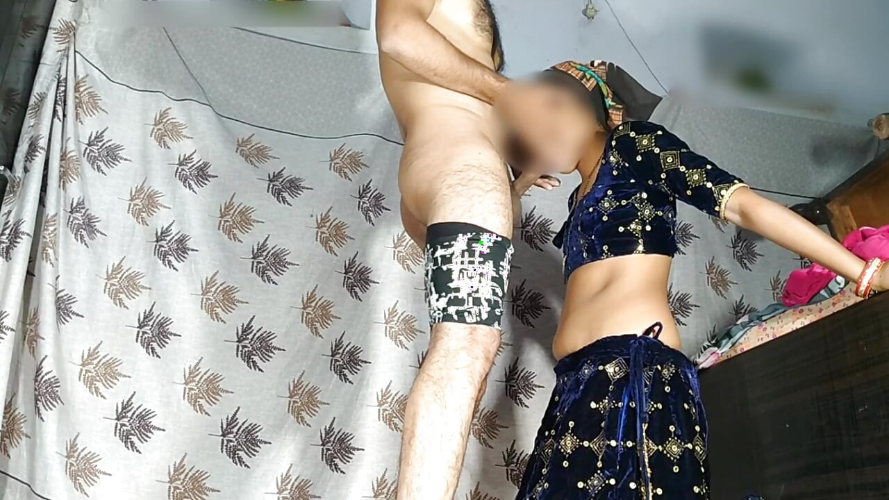 S squrting, stehender fick!! Sehr süße desi indische sexy hausfrau, ehemann und sex genießen sehr süße sexy dame