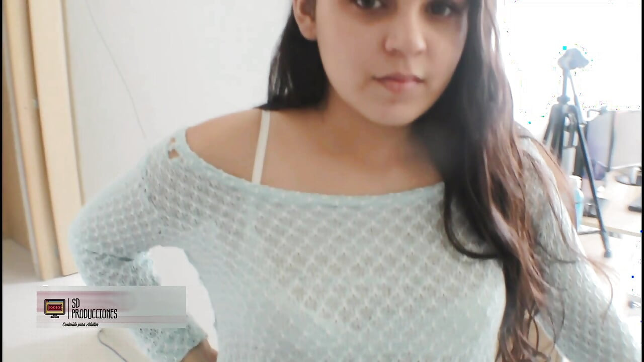Schönes teen mit einem leckeren körper fickt mit ihrem geilen stiefvater - Porno en Español