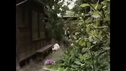 Japanische Ehefrau vom Ehemann erwischt