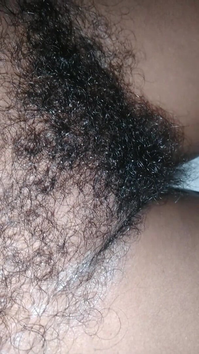 Sri Lanka sexy Ehefrau und behaarte Muschi