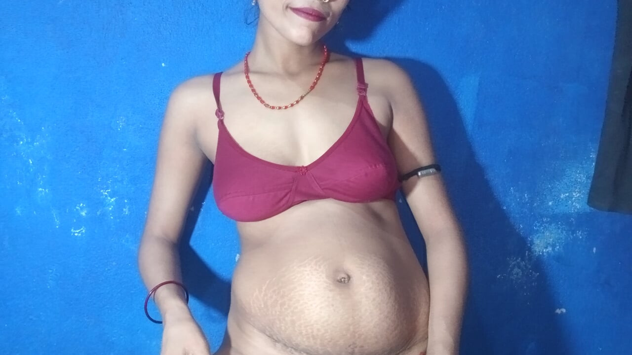 Indian bhabhi was pressing her breasts hard with her own hands and then  hindi audio