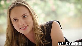 Tushy Schätzchen Cassidy Klein und Aubrey Star machen Anal