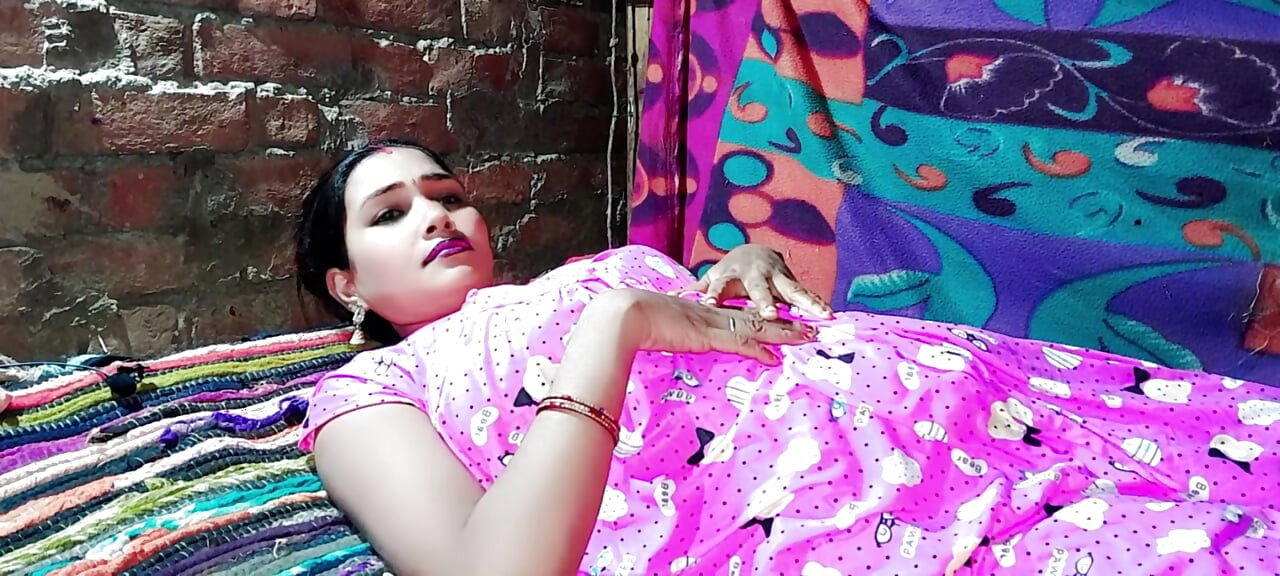 Ehemann fickt jungfräuliche inderin desi bhabhi vor ihrer ehe so hart und kommt auf sie