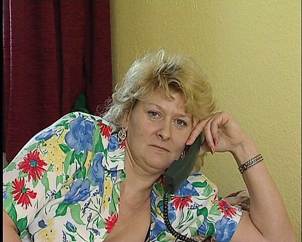Der Hausfrauen Hunter hat sein naechstes FICK OPFER