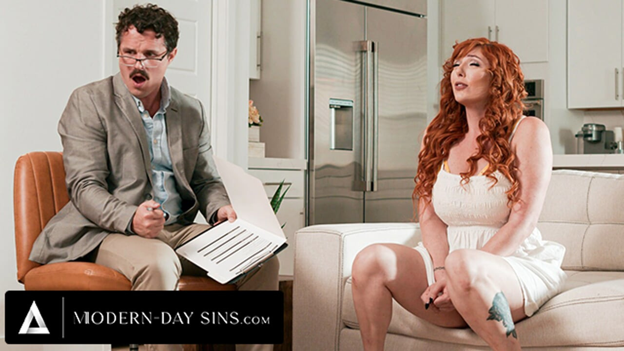 IN MODERN-DAY SINS IST ein perverser therapeut besessen von dem atemberaubenden körper der rothaarigen MILF Lauren Phillips