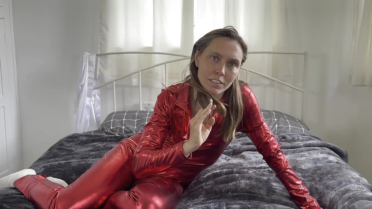 Diese muschi gibt dir die befehle - catsuit WICHsanleitung