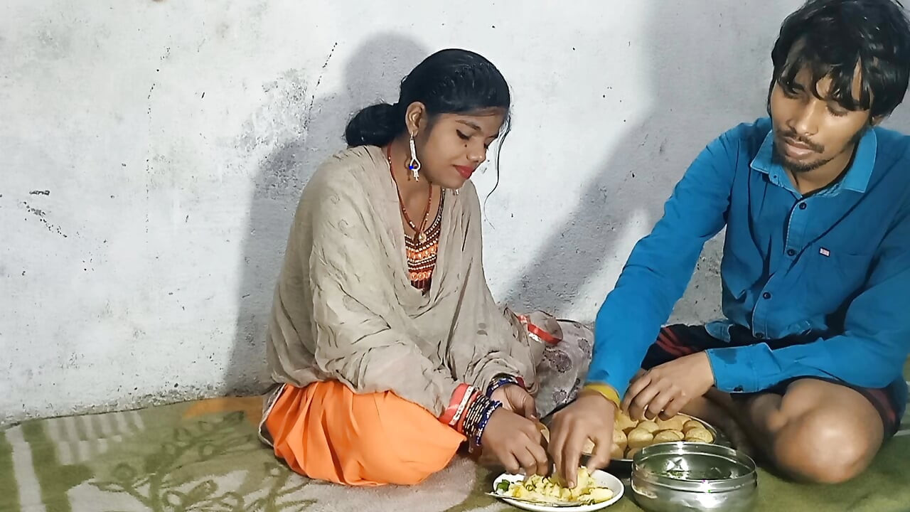 Pani puri kha kar maza aa gaya uske baad chudai kiya hd video xxx video hot girlgirl v