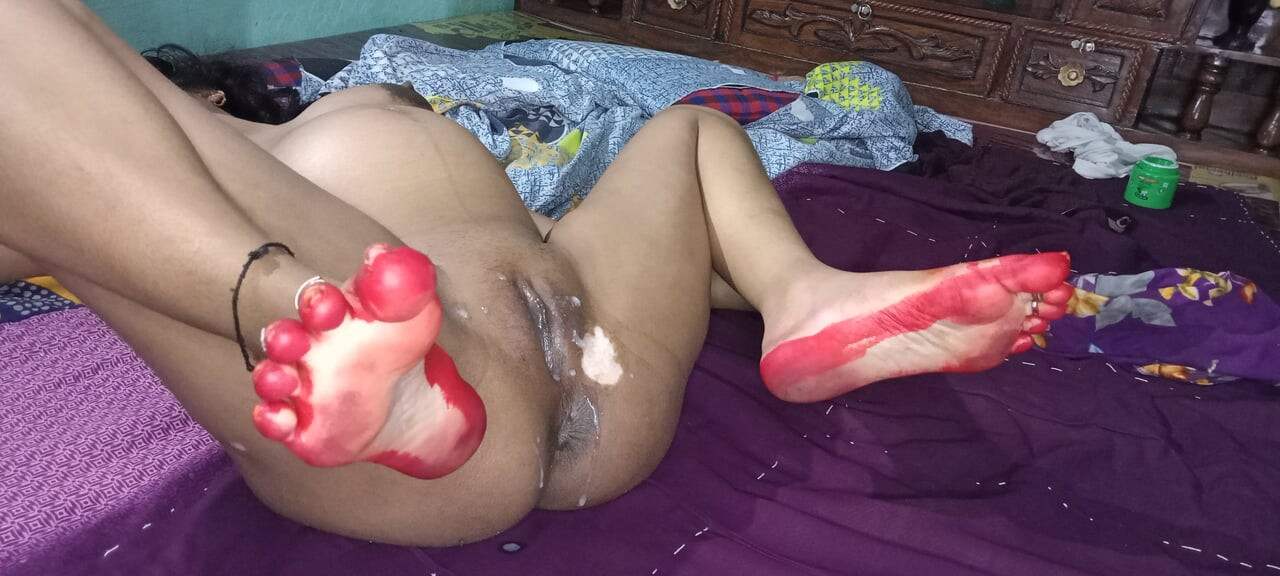 Rinki my wife fucked after come from outside and Saturday I fucked my Rinki too in same room Indian desi bhabhi (Hindi audio)