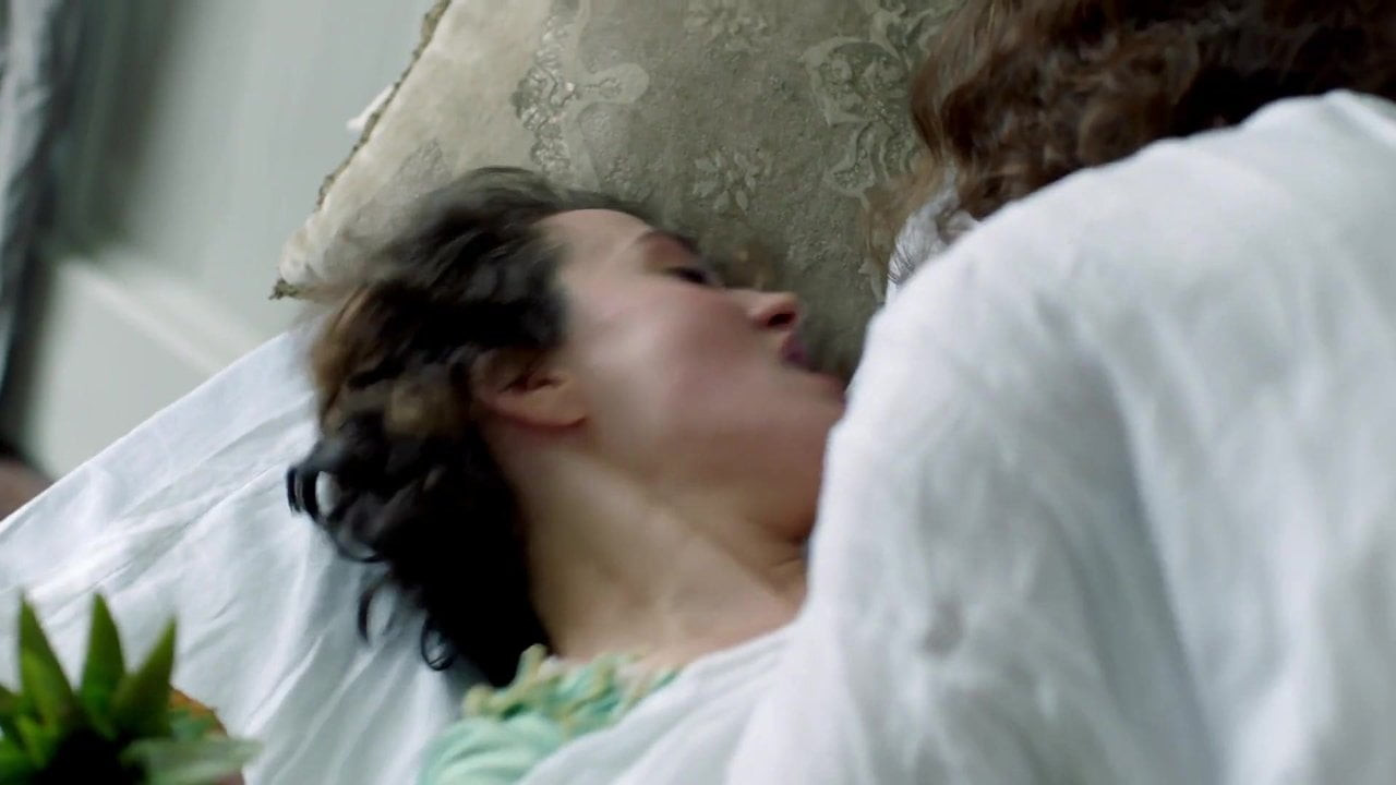 Jessica Brown Findlay - Harlots (2017) s01e01
