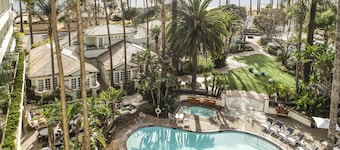 Fairmont Miramar Hotel