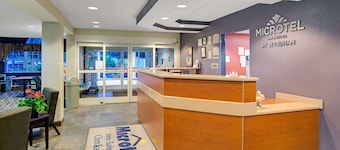 Microtel Inn & Suites by Wyndham Cherokee