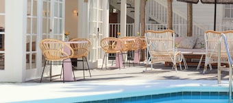 Lighthouse Hotel - Key West Historic Inns