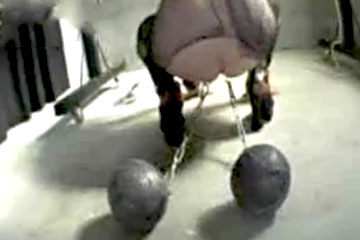 Vagina Weight Lifting 2