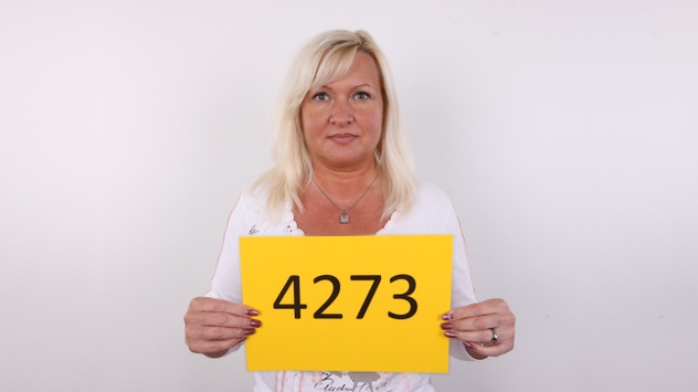 Eva (46)