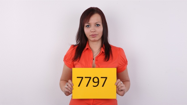 Adela (20)