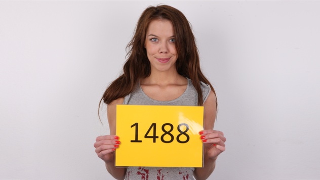 Denisa (24)