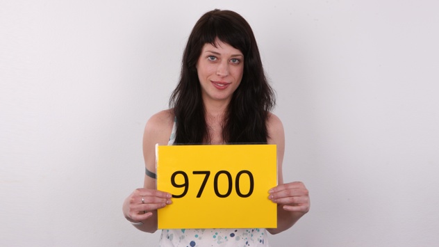Denisa (24)
