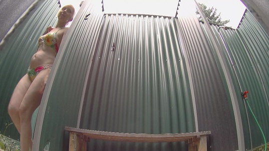 1. Download full pics of Mature Blonde MILF from czechpool.com